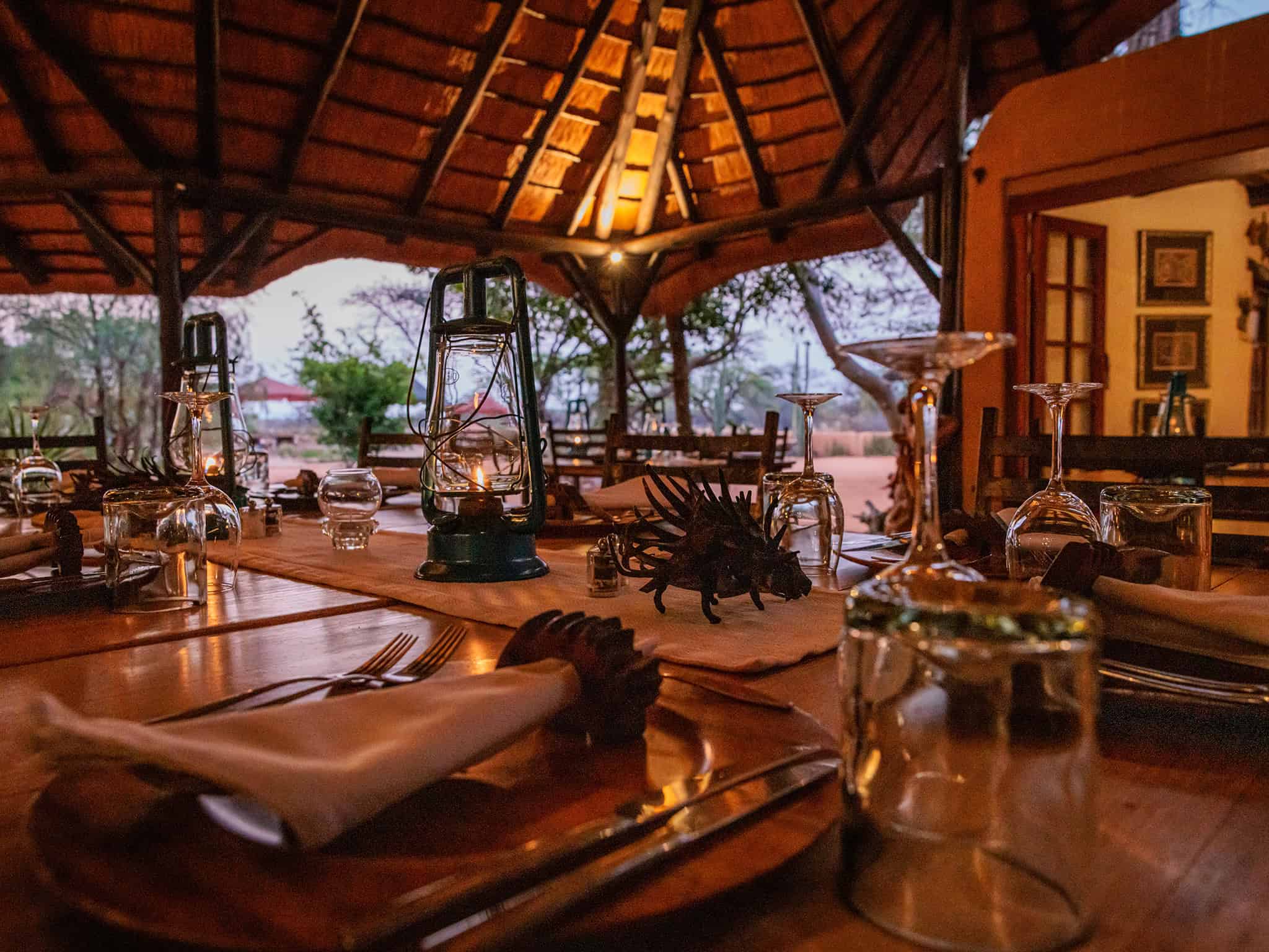 Eningu Kalahari Lodge - Eat