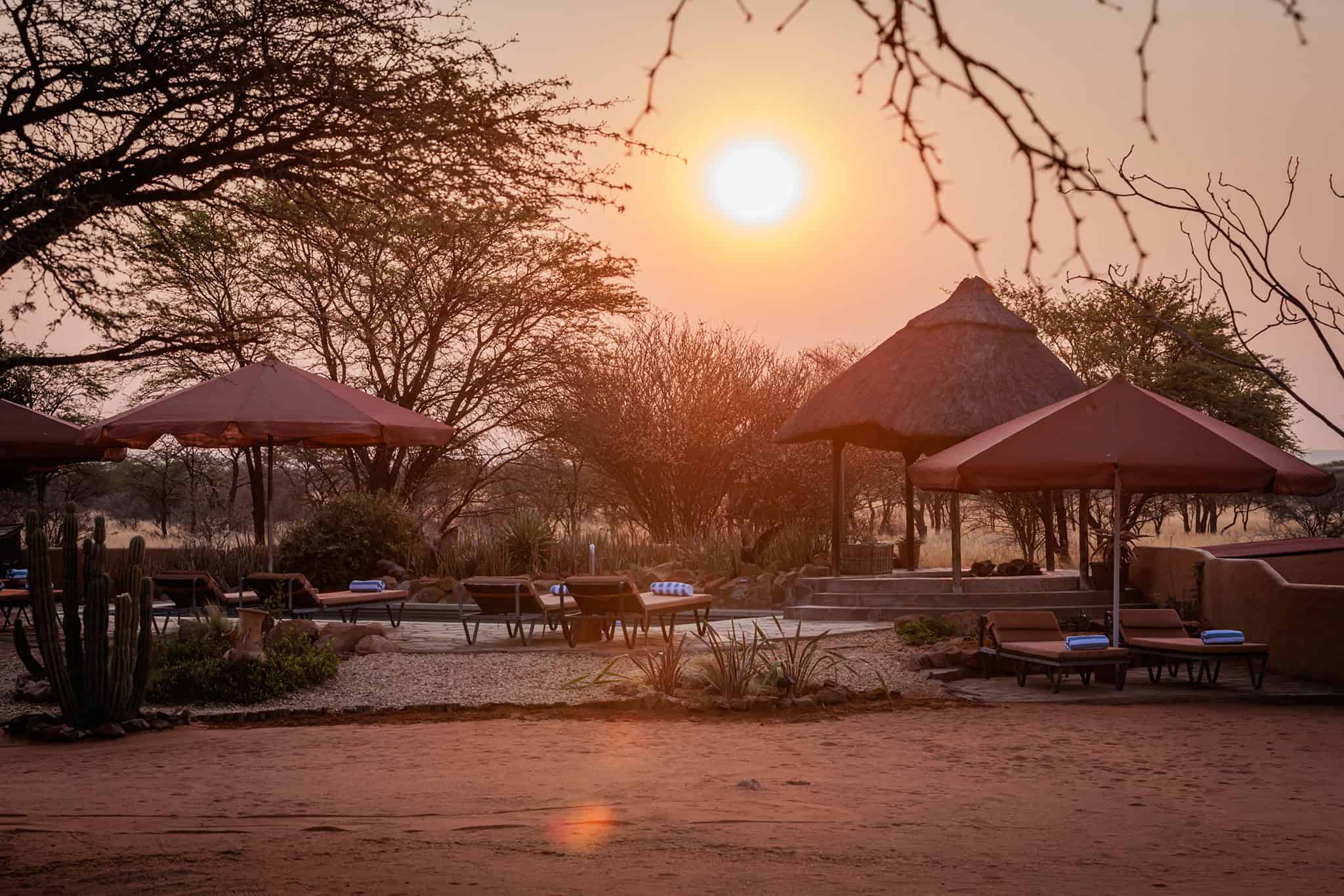 Lodge - Eningu Kalahari Lodge