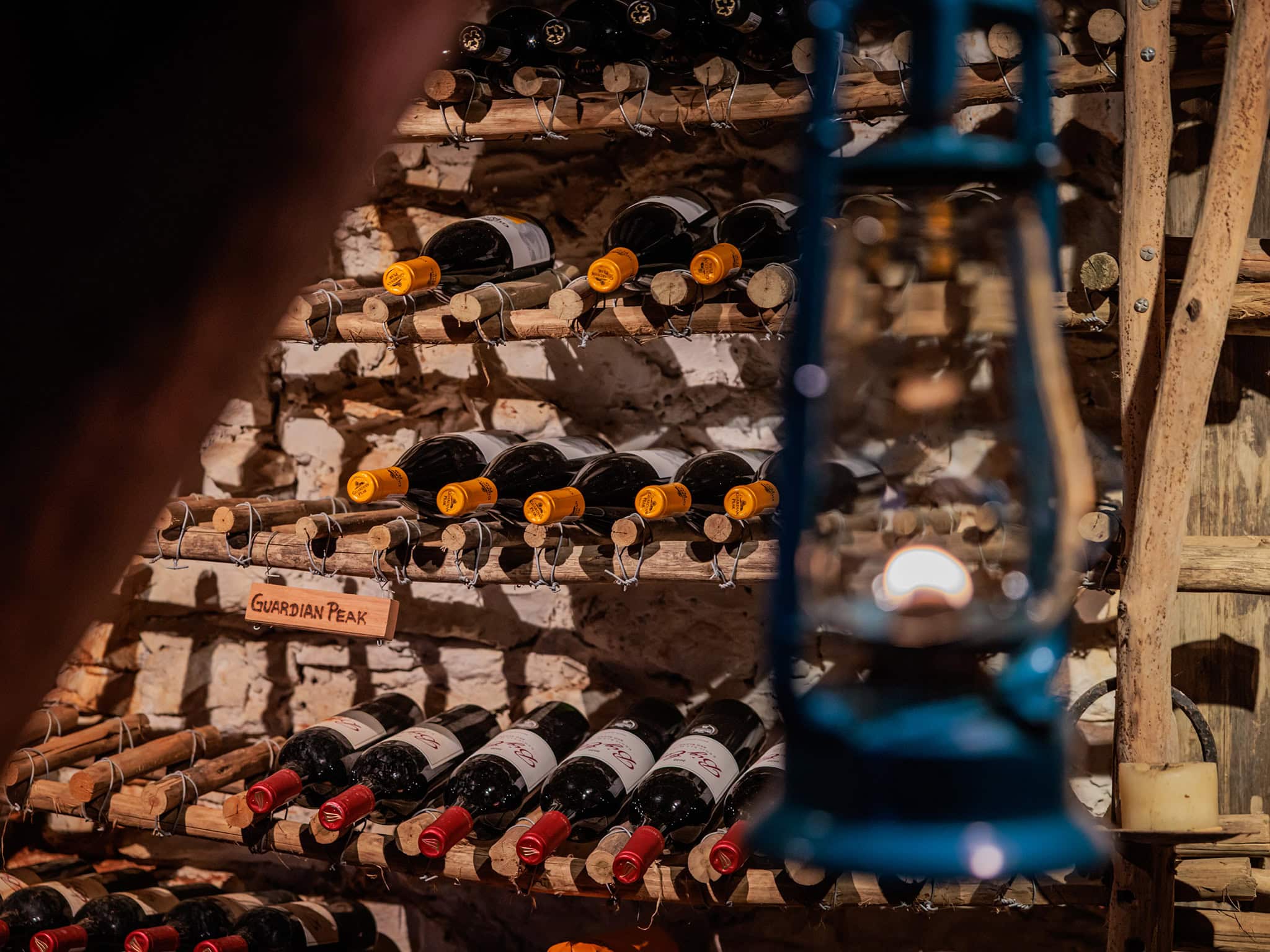 Eningu Kalahari Lodge - Wine Cellar Eningu Kalahari Lodge - Eat